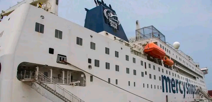 GLOBAL MERCY HOSPITAL SHIP RETURNS TO GHANA AFTER 30 YEARS, DOCKS AT TEMA PORT